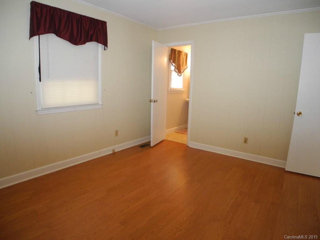 2467 Country Club Road Lincolnton, NC 28092 - Photo 19 of 24 Gallery Image 19