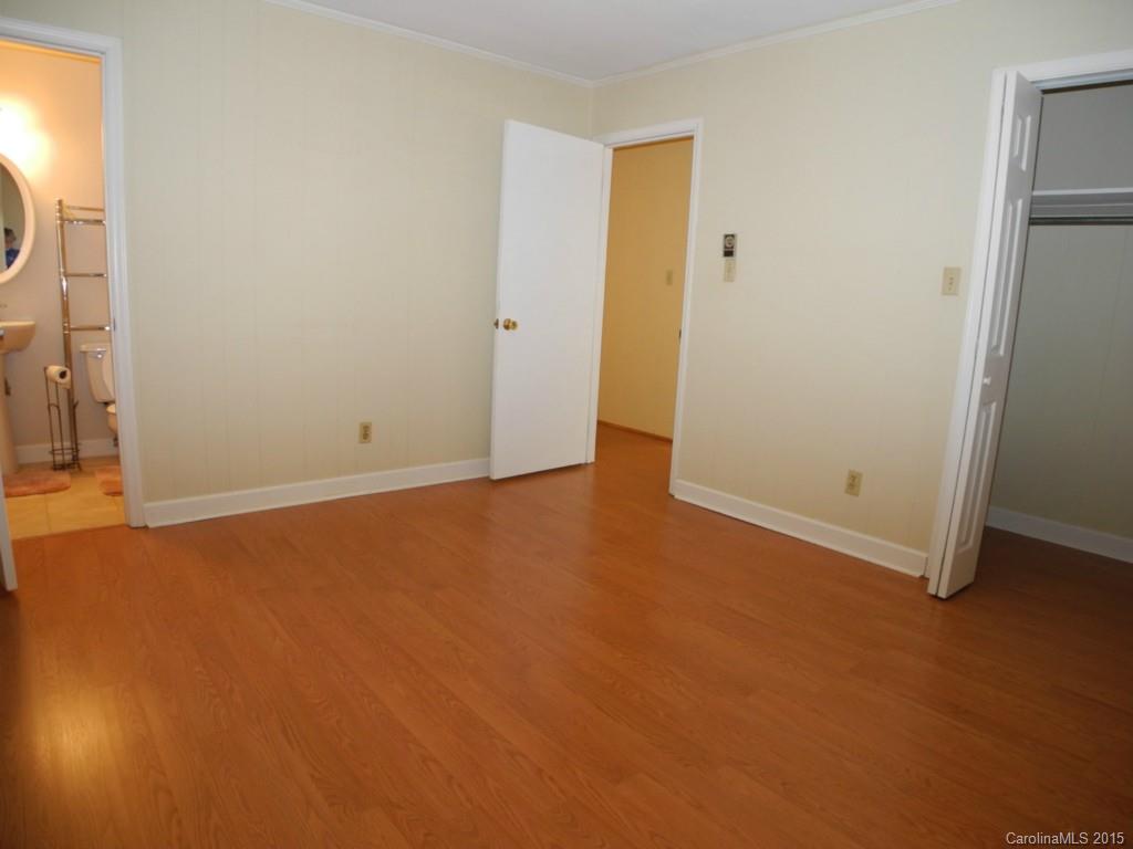 2467 Country Club Road Lincolnton, NC 28092 - Photo 20 of 24 Gallery Image 20