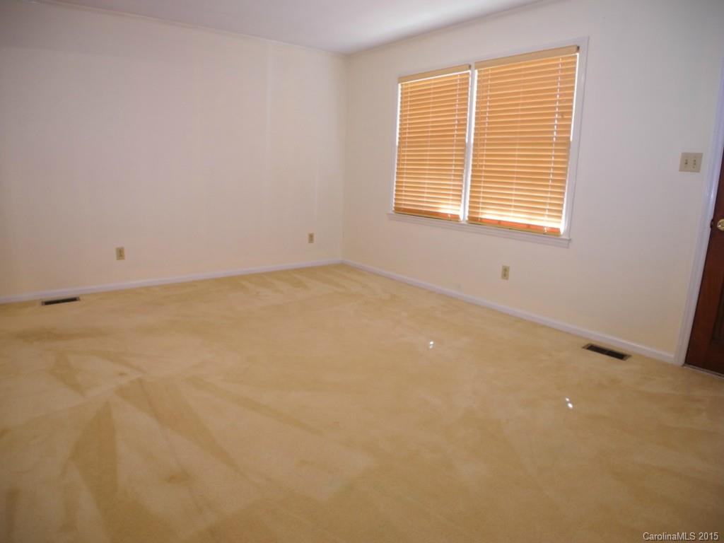 2467 Country Club Road Lincolnton, NC 28092 - Photo 23 of 24 Gallery Image 23