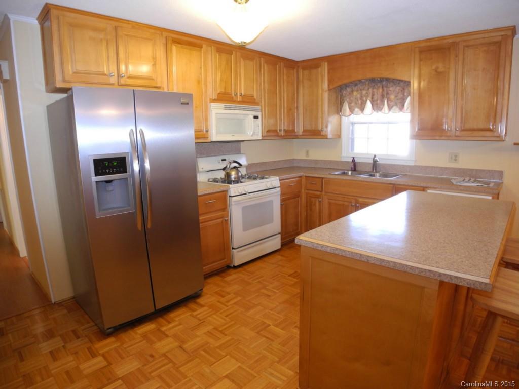 2467 Country Club Road Lincolnton, NC 28092 - Photo 6 of 24 Gallery Image 6