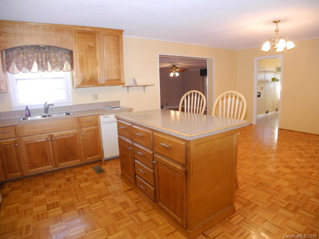 2467 Country Club Road Lincolnton, NC 28092 - Photo 7 of 24 Gallery Image 7