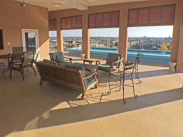 $300,000 | 505 Tennessee Street, Unit 213, Memphis, TN 38103