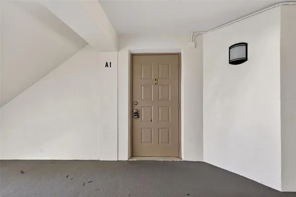 $140,000 | 1398 Shady Pine Way, Unit A1, Tarpon Springs, FL 34688