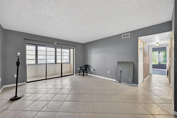 $140,000 | 1398 Shady Pine Way, Unit A1, Tarpon Springs, FL 34688