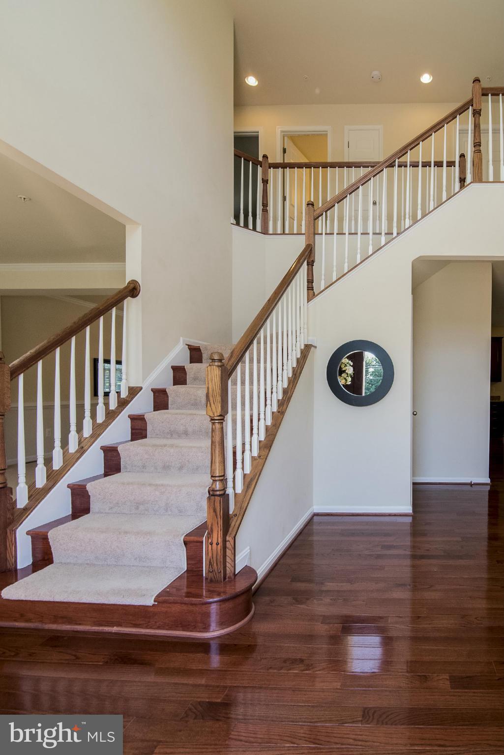 8500 Marblehead Road Lutherville-Timonium, MD 21093 - Photo 2 of 30 Foyer