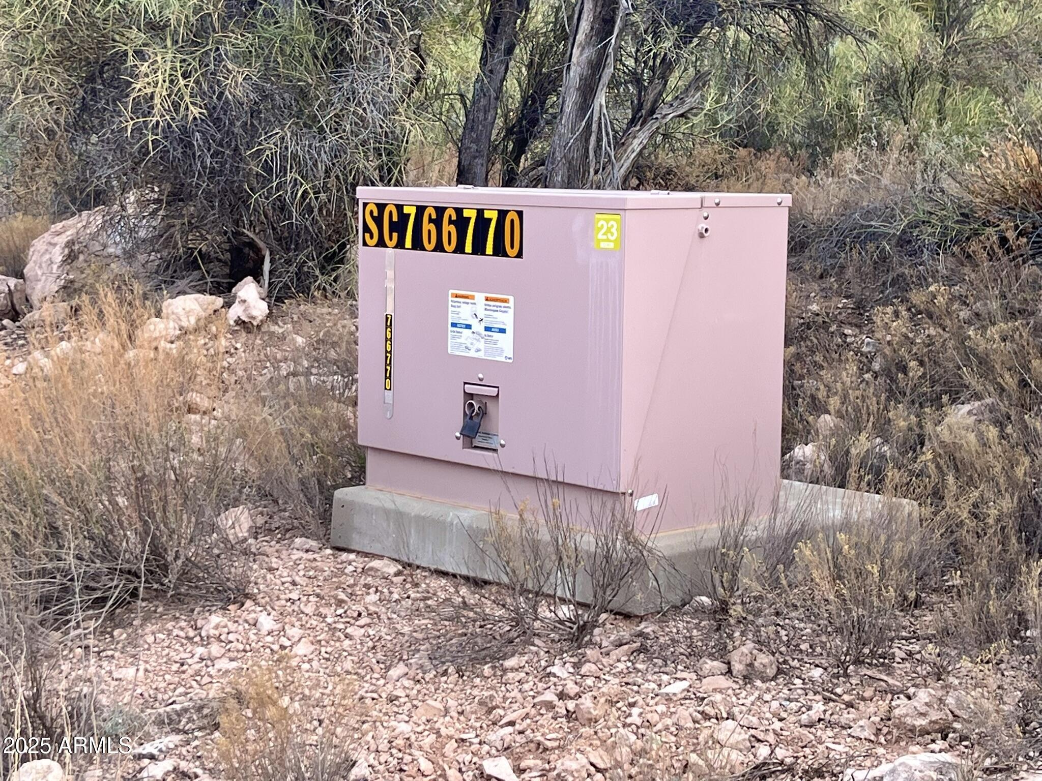 3075 Sonora Pass, Unit 65 Rimrock, AZ 86335 - Photo 9 of 17 a sign that is on the side of the road