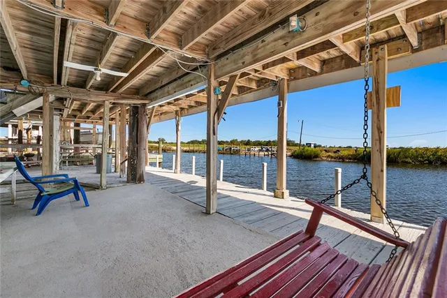 $300,000 | 289 Martin Lane, Port Sulphur, LA 70083