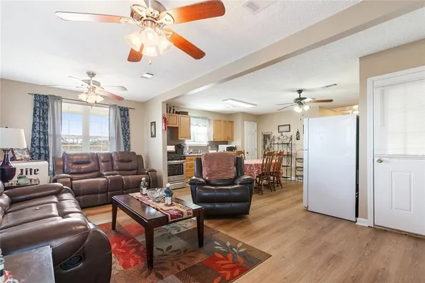 $300,000 | 289 Martin Lane, Port Sulphur, LA 70083
