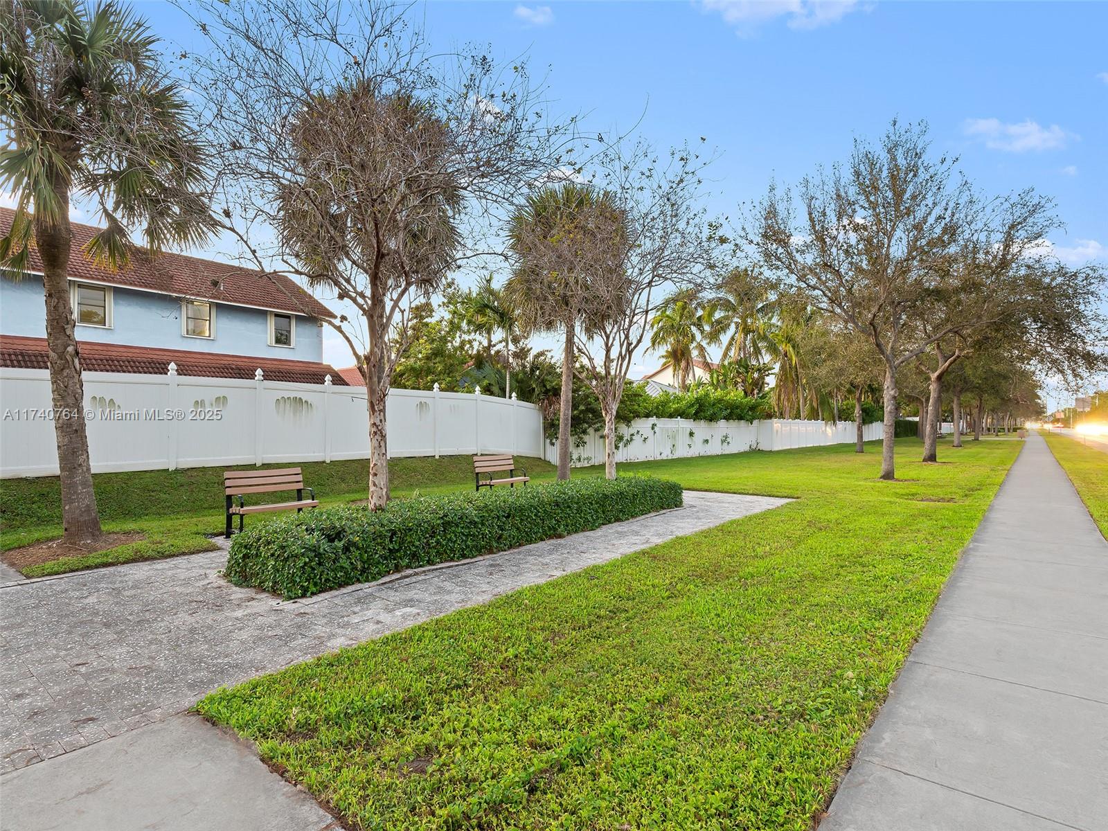 413 Southeast 4th Terrace Dania Beach, FL 33004 - Photo 25 of 25 a view of a volley ball court