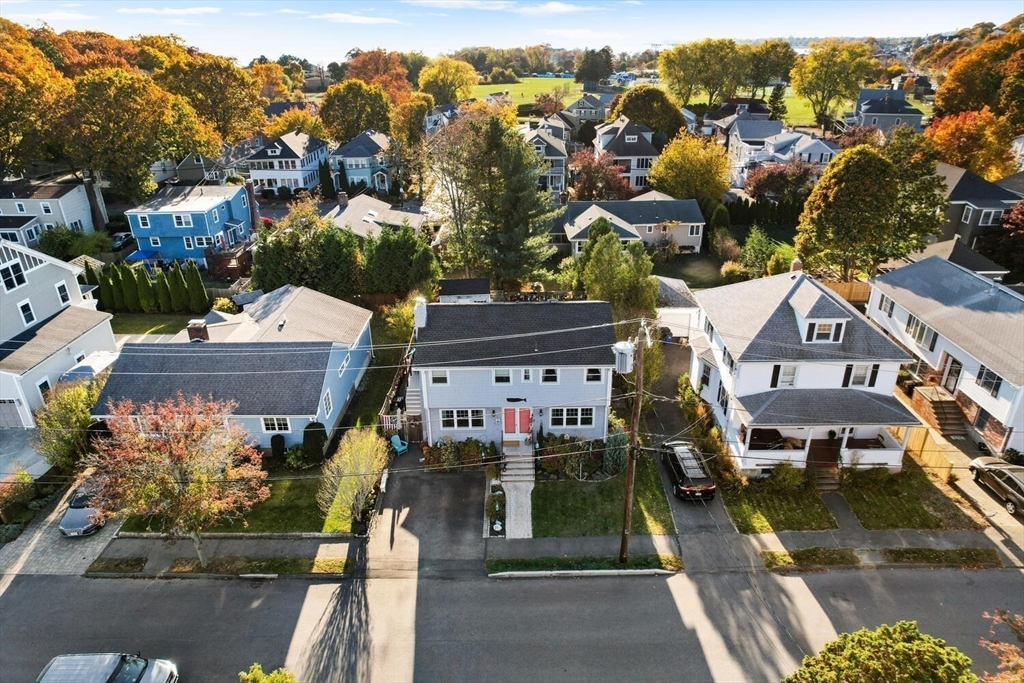 27 Shelton Road Swampscott, MA 01907 - Photo 5 of 42 Gallery Image 5