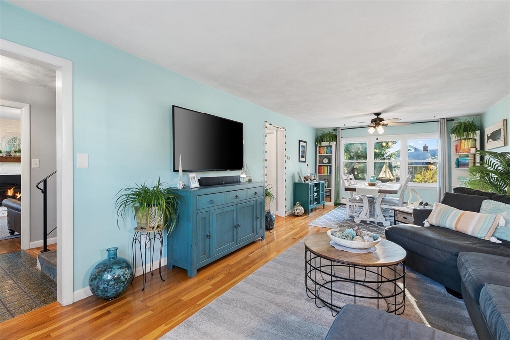 27 Shelton Road Swampscott, MA 01907 - Photo 8 of 42 Gallery Image 8