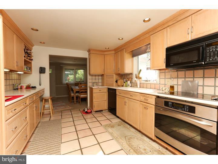 1006 Sorrel Horse Road Huntingdon Valley, PA 19006 - Photo 16 of 24