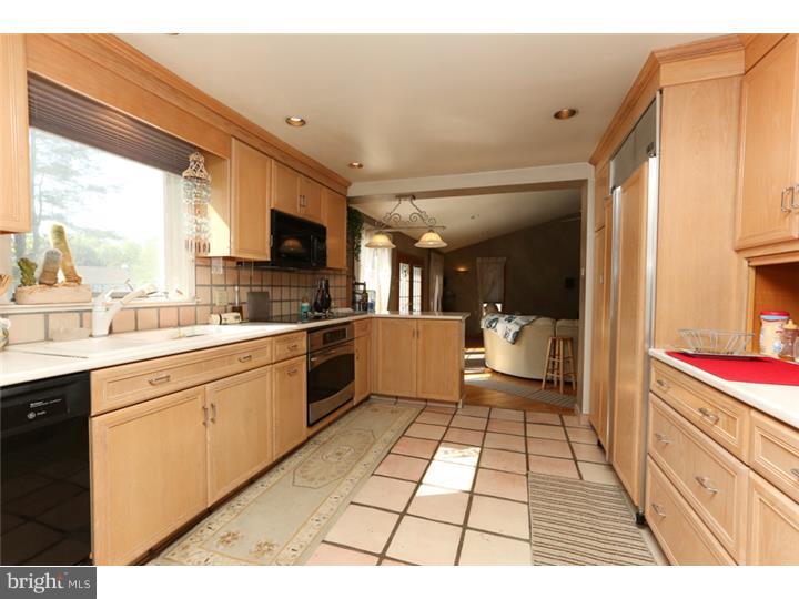 1006 Sorrel Horse Road Huntingdon Valley, PA 19006 - Photo 17 of 24