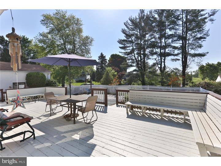 1006 Sorrel Horse Road Huntingdon Valley, PA 19006 - Photo 4 of 24