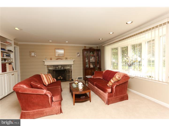 1006 Sorrel Horse Road Huntingdon Valley, PA 19006 - Photo 7 of 24