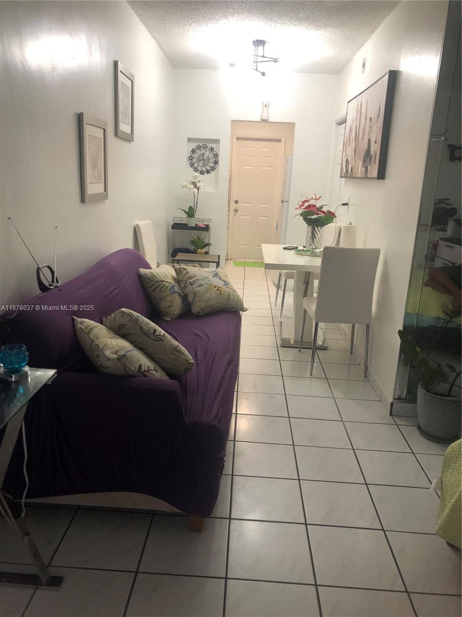 7720 Harding Avenue, Unit 4 Miami Beach, FL 33141 - Photo 8 of 8