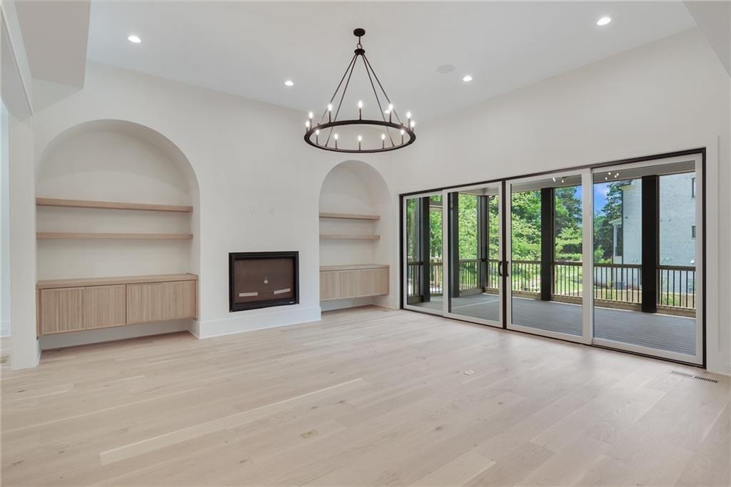 290 Christopher Robin Road Alpharetta, GA 30005 - Photo 16 of 66 Gallery Image 16