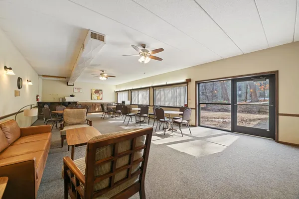 $185,000 | 260 Westview Drive, Unit 213, West St. Paul, MN 55118
