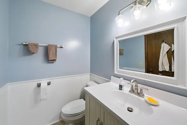 $185,000 | 260 Westview Drive, Unit 213, West St. Paul, MN 55118