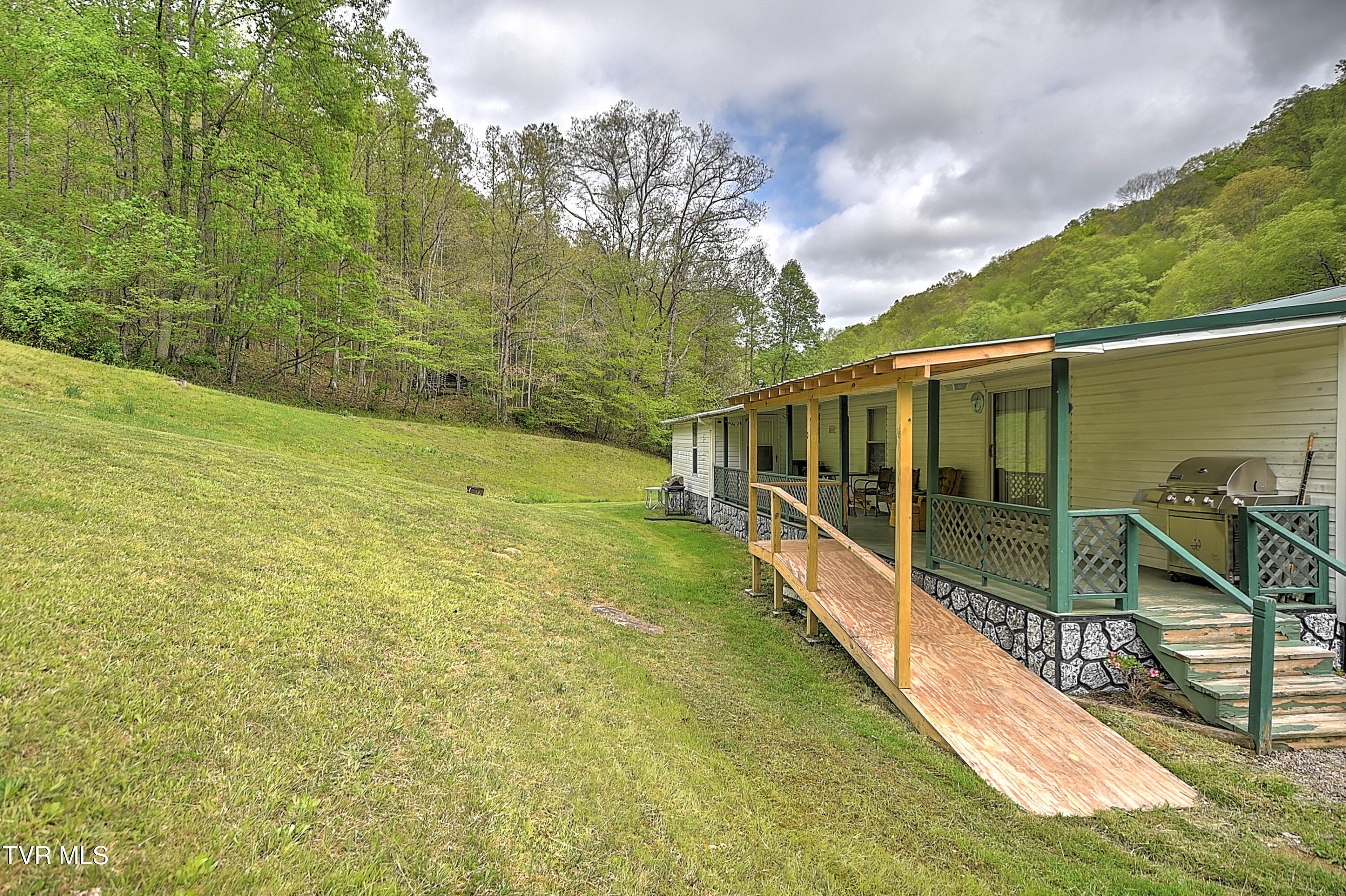 903 Flatwoods Road Coeburn, VA 24230 - Photo 42 of 74 903 Flatwoods JG-43