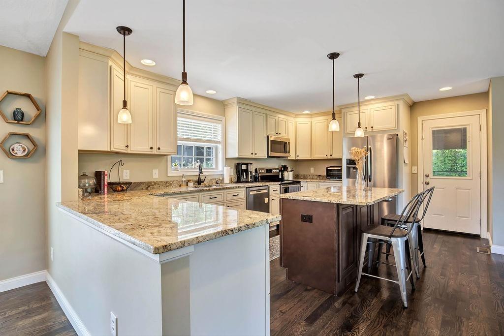 6007 Werk Road Cincinnati, OH 45248 - Photo 9 of 50