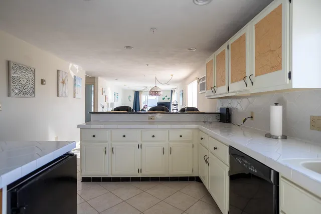 $2,800 | 68 Kings Highway, Unit 32, Hampton, NH 03842