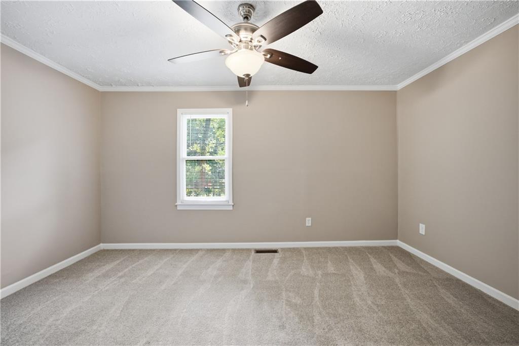 467 Sanders Street Clarkesville, GA 30523 - Photo 24 of 41