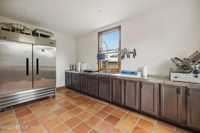 $2,000,000 | 455 County Road 217, Jacksonville, FL 32234