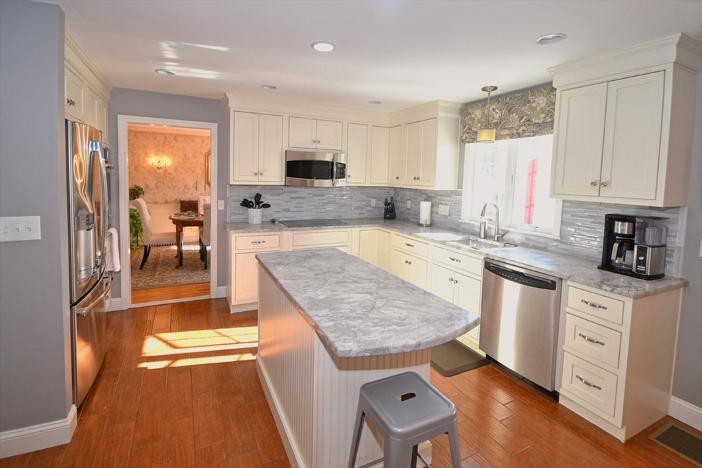 87 French Farm Road North Andover, MA 01845 - Photo 8 of 40 Gallery Image 8