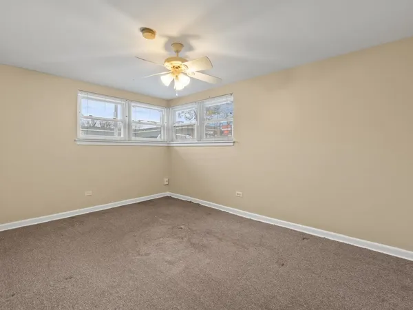 $155,000 | 2642 North Harlem Avenue, Unit GE, Elmwood Park, IL 60707