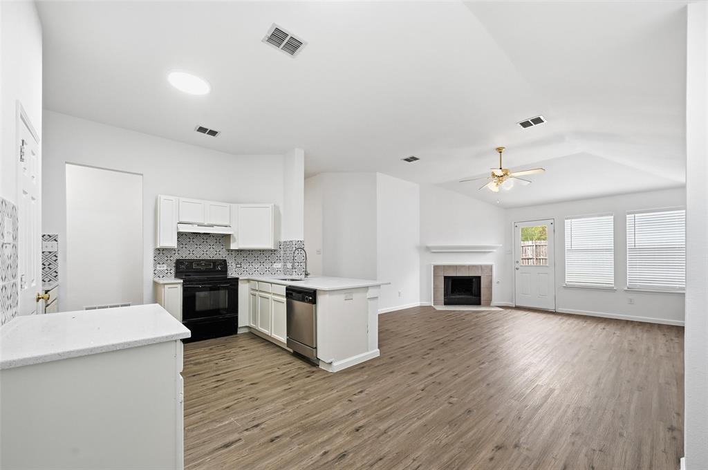 1011 Hampton Drive Forney, TX 75126 - Photo 4 of 24