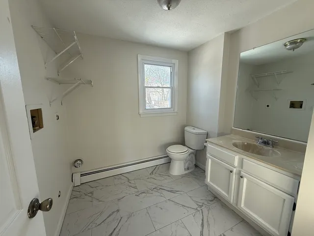 $2,800 | 11 Julian Lane, Unit 11, Milford, MA 01757