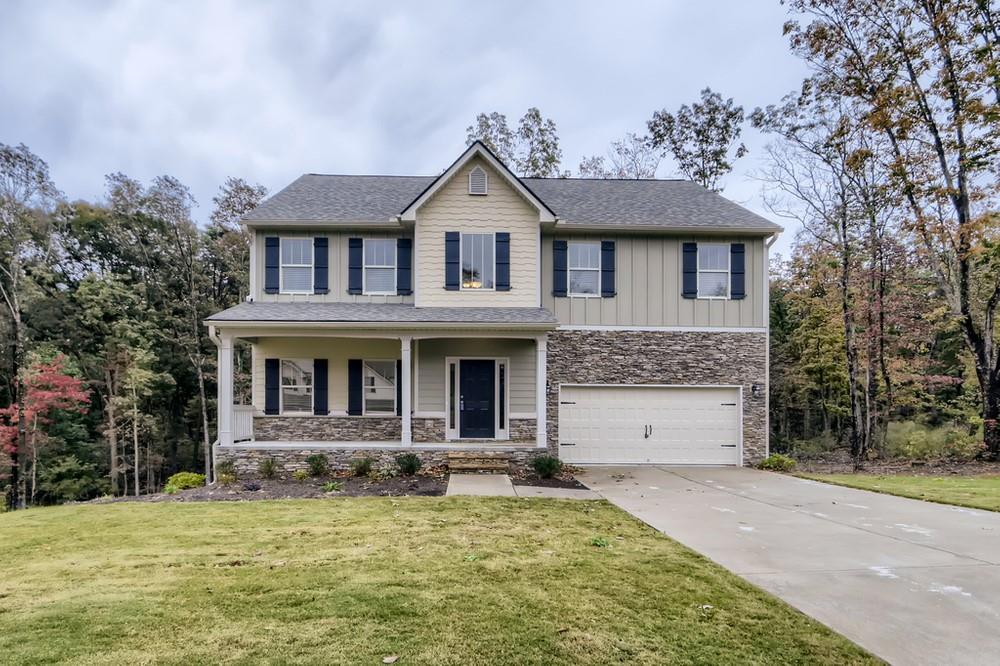 28 Thunderhawk Lane Rydal, GA 30171 - Photo 1 of 1 a front view of a house with a yard