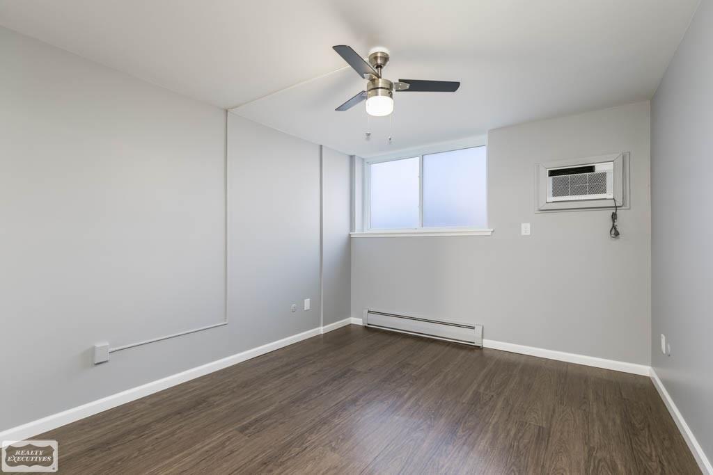 4917 Crooks Road Royal Oak, MI 48073 - Photo 12 of 20 31374573-11.JPG