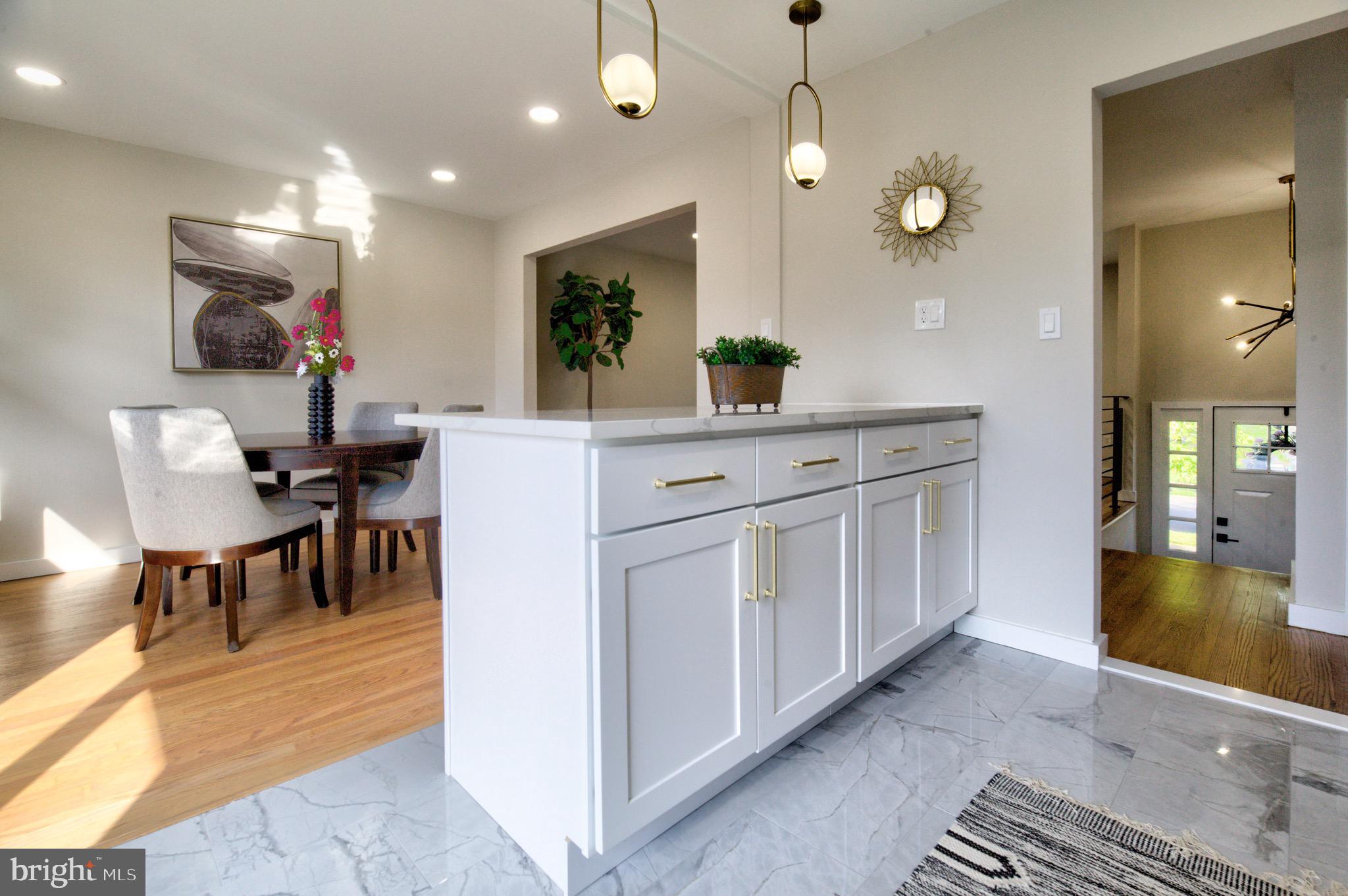 156 Parkview Road Stratford, NJ 08084 - Photo 14 of 47