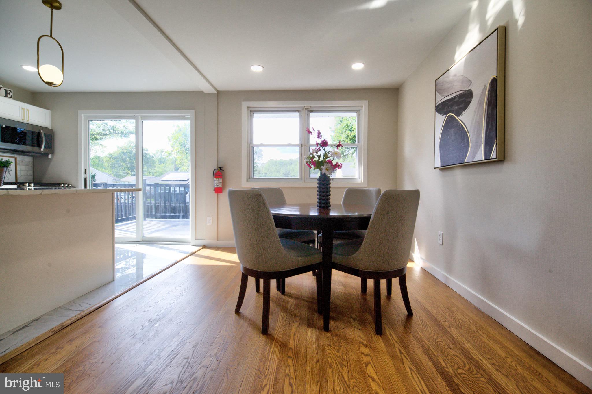 156 Parkview Road Stratford, NJ 08084 - Photo 6 of 47
