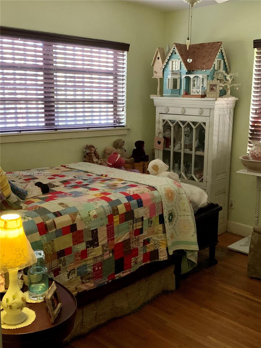 Westchester Miami, FL 33155 - Photo 13 of 21