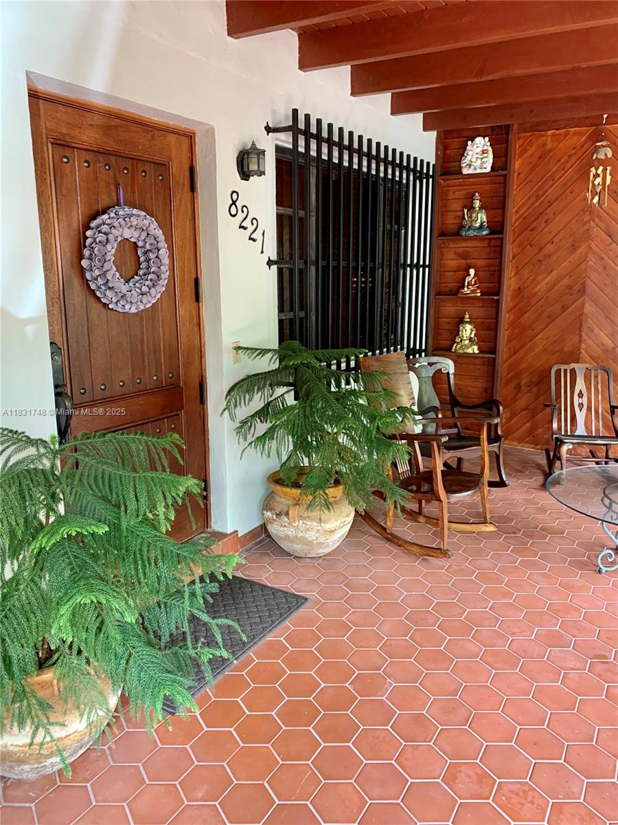 Westchester Miami, FL 33155 - Photo 4 of 21