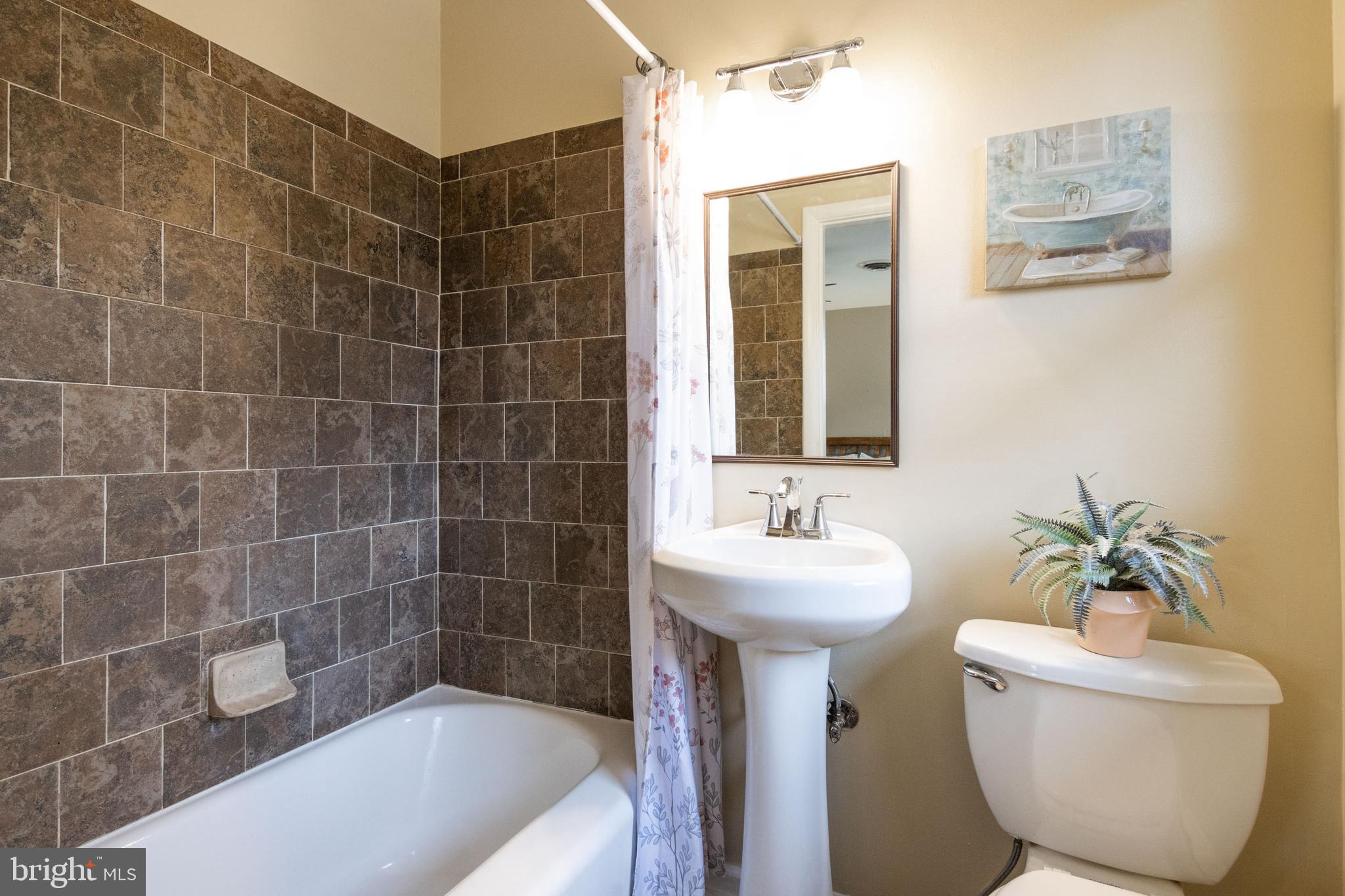 601 Squires Road Towson, MD 21286 - Photo 14 of 47 Master Bath