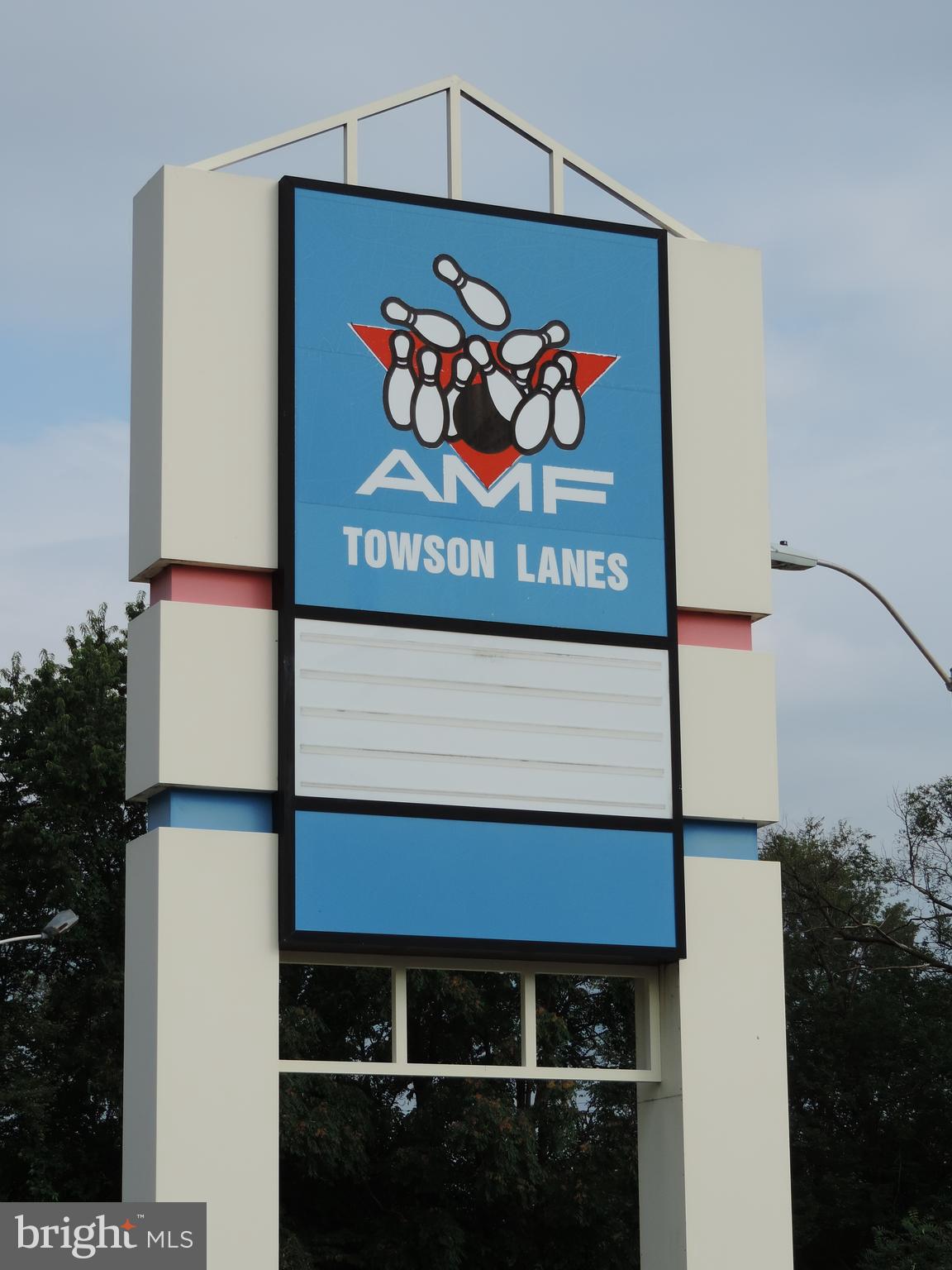 601 Squires Road Towson, MD 21286 - Photo 43 of 47 AMF Bowling in the neighborhood.