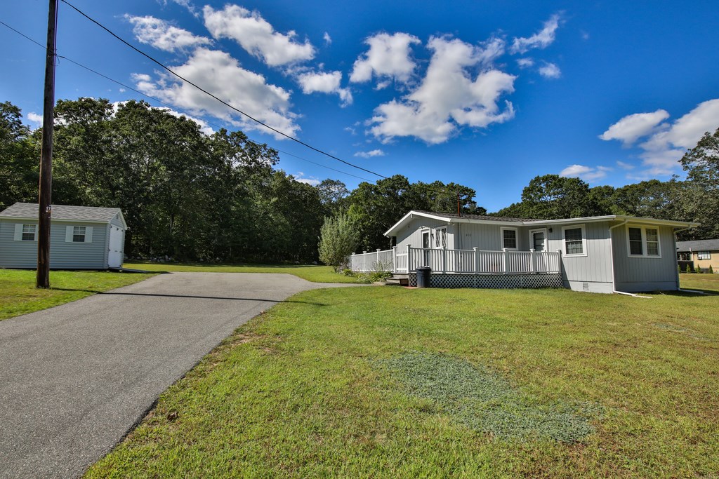 402 Ross Hill Road Charlestown, RI 02813 - Photo 1 of 24 Gallery Image 1