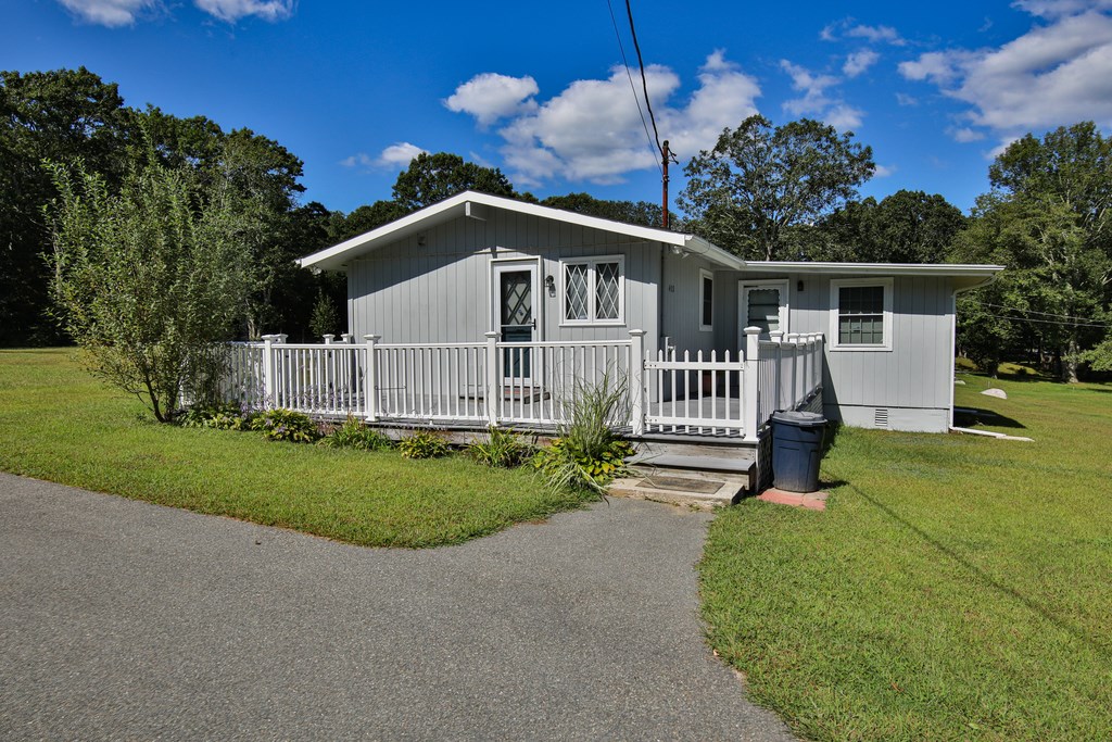 402 Ross Hill Road Charlestown, RI 02813 - Photo 21 of 24 Gallery Image 21