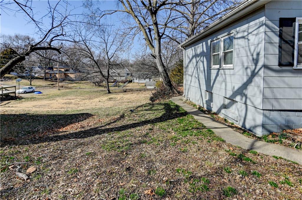 1013 South 4th Street Atchison, KS 66002 - Photo 15 of 43