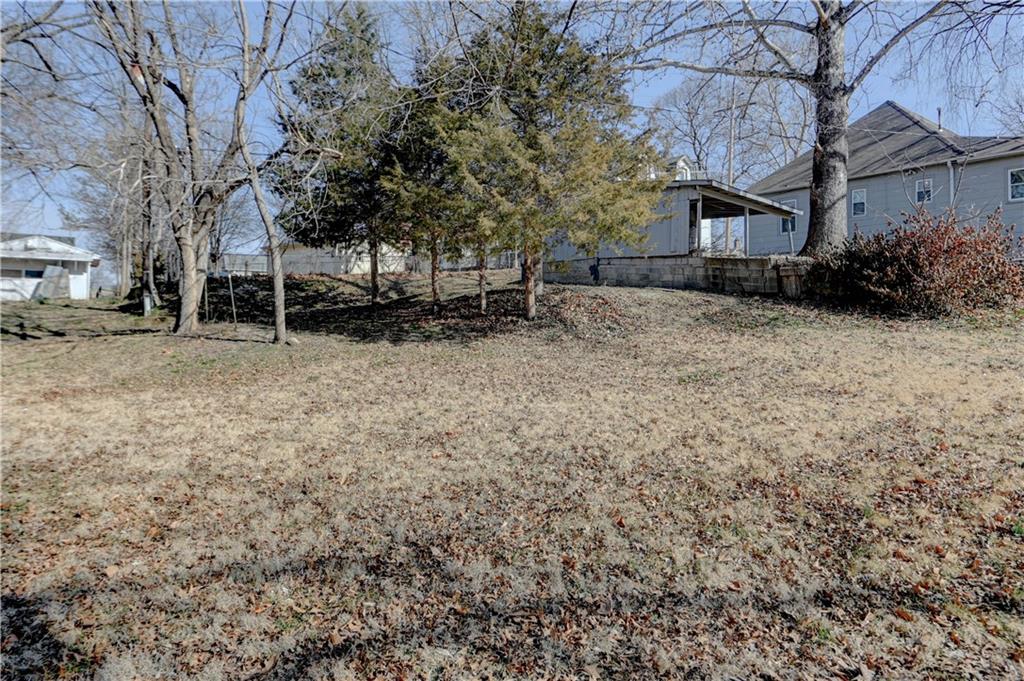 1013 South 4th Street Atchison, KS 66002 - Photo 8 of 43