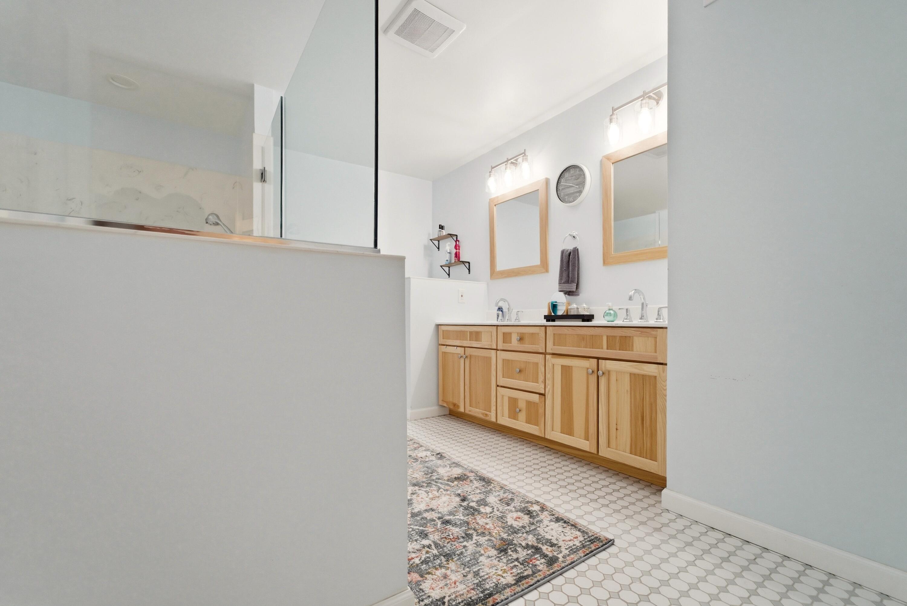 11917 North 470 East, Unit 6 Demotte, IN 46310 - Photo 14 of 45 3000x2005