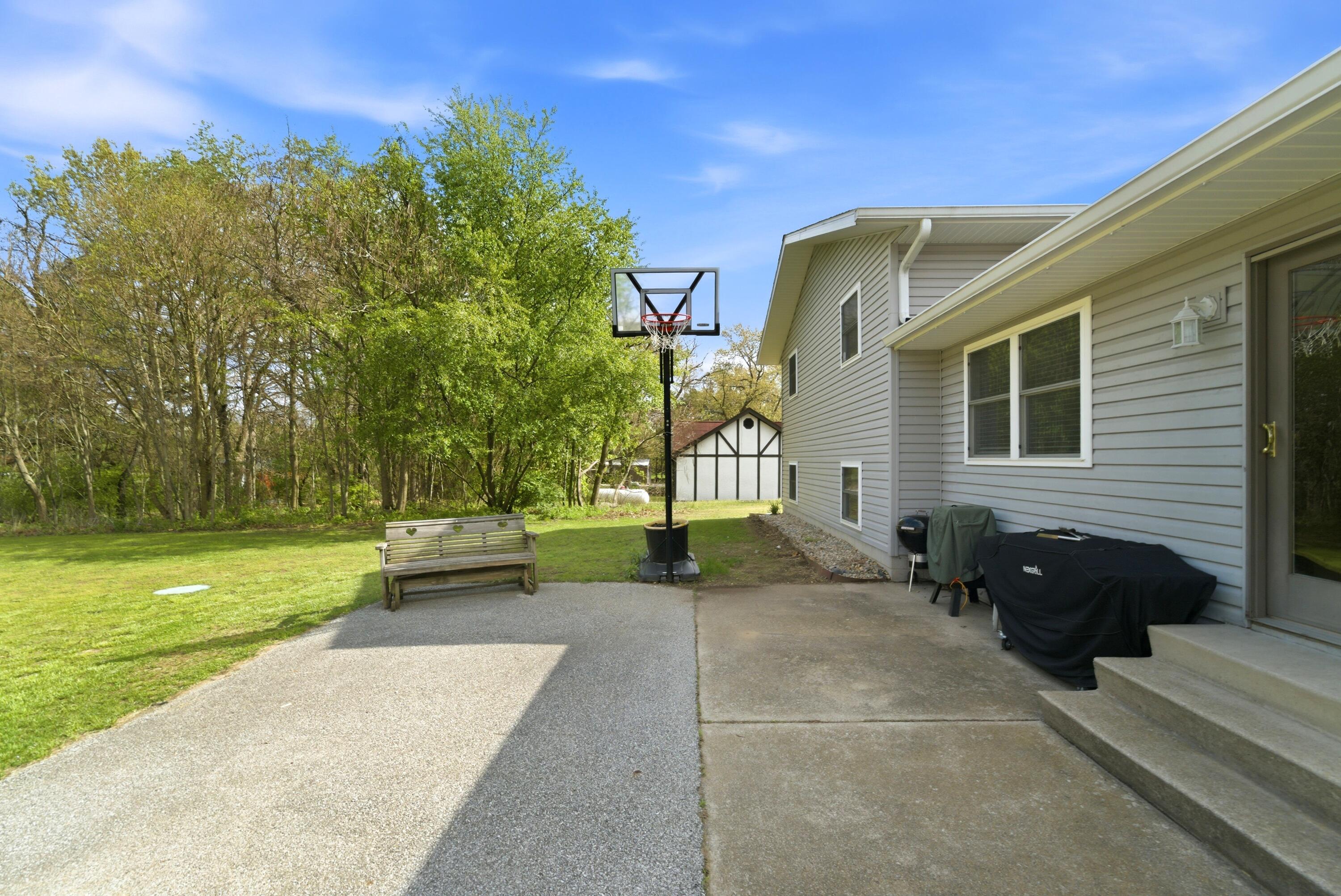 11917 North 470 East, Unit 6 Demotte, IN 46310 - Photo 32 of 45 3000x2005