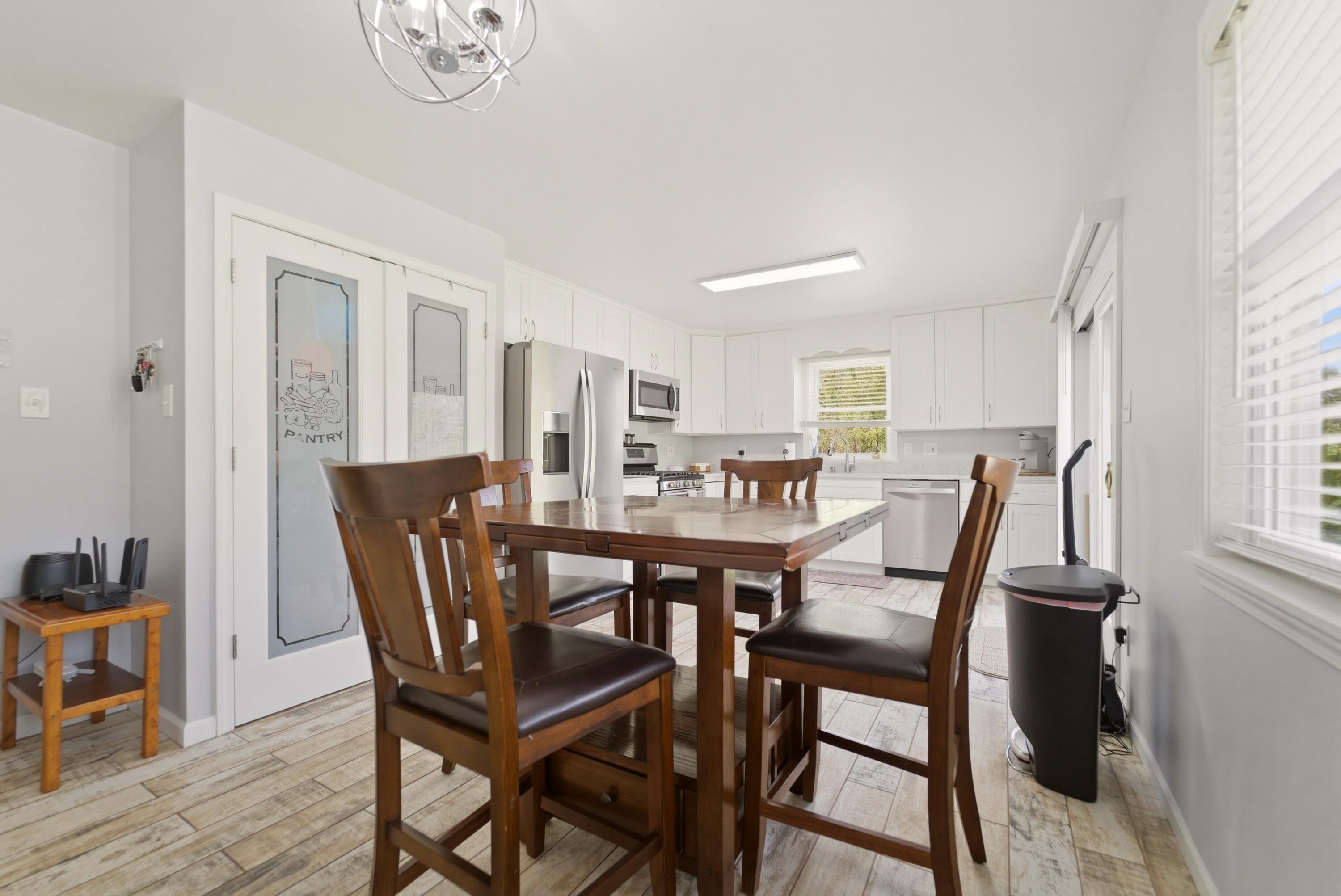 11917 North 470 East, Unit 6 Demotte, IN 46310 - Photo 5 of 45 3000x2005