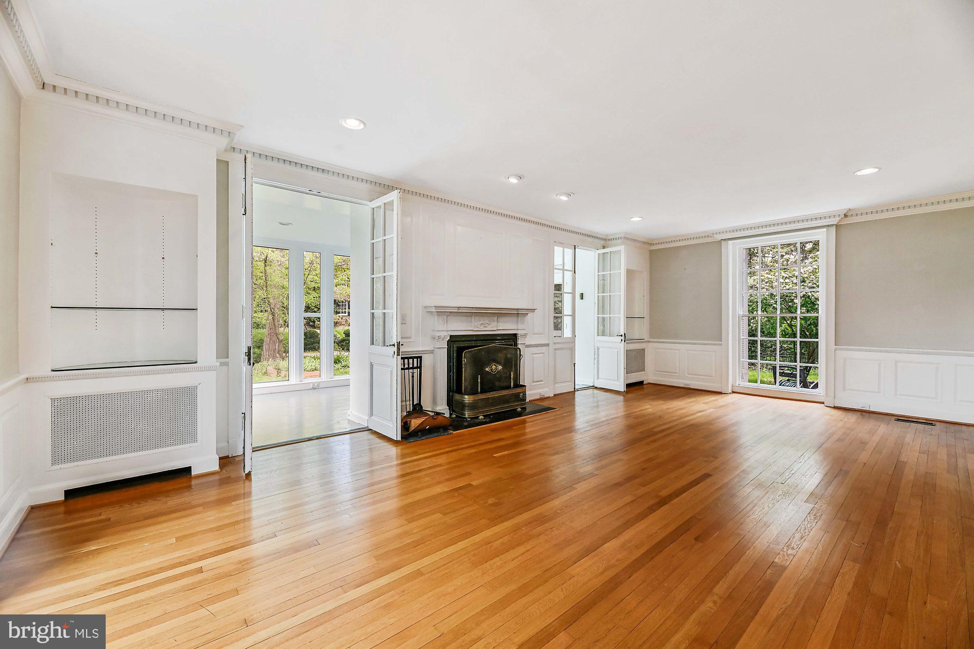 225 Wendover Road Baltimore, MD 21218 - Photo 4 of 42 Gallery Image 4