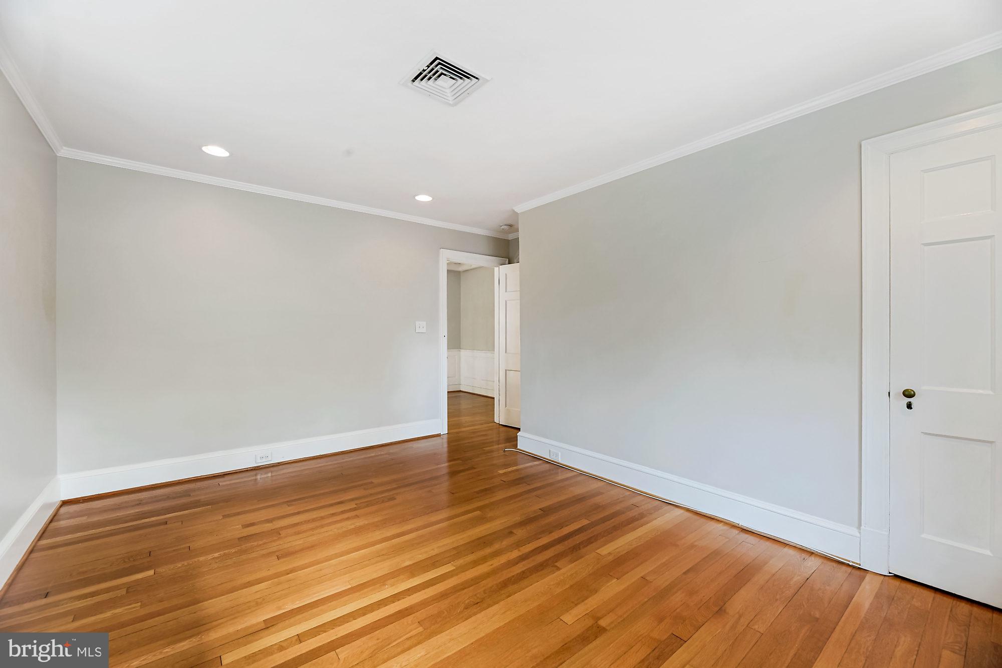 225 Wendover Road Baltimore, MD 21218 - Photo 33 of 42 Gallery Image 33