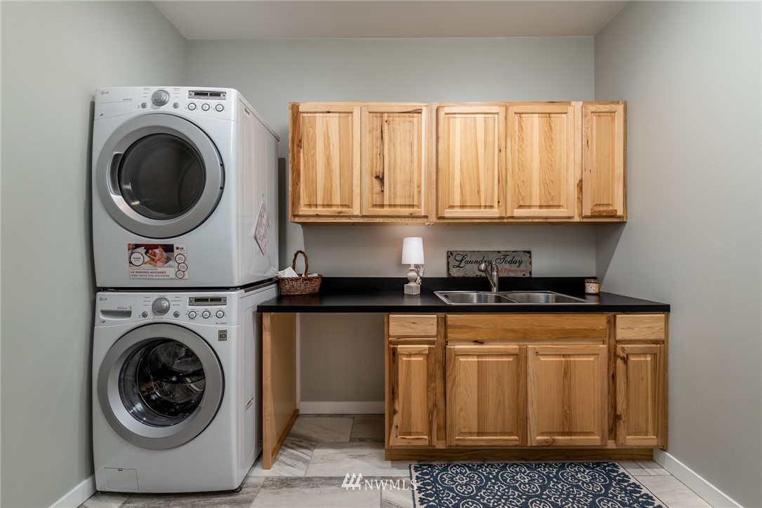 1243 West Smith Road Bellingham, WA 98226 - Photo 19 of 40 Gallery Image 19